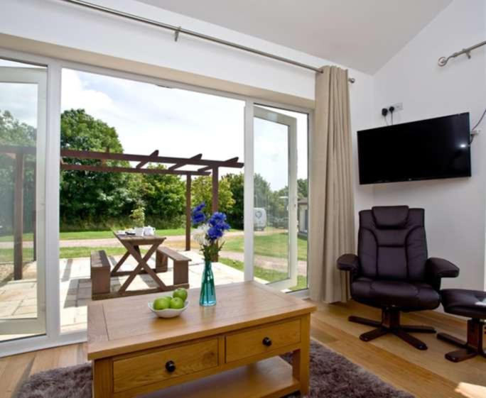 Lovely 2 Bedroom Holiday Chalet Near 锡德茅斯 外观 照片
